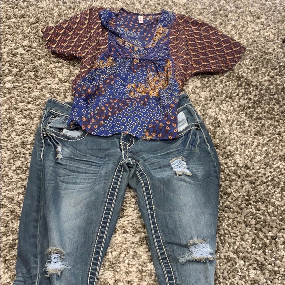 Women’s blouse